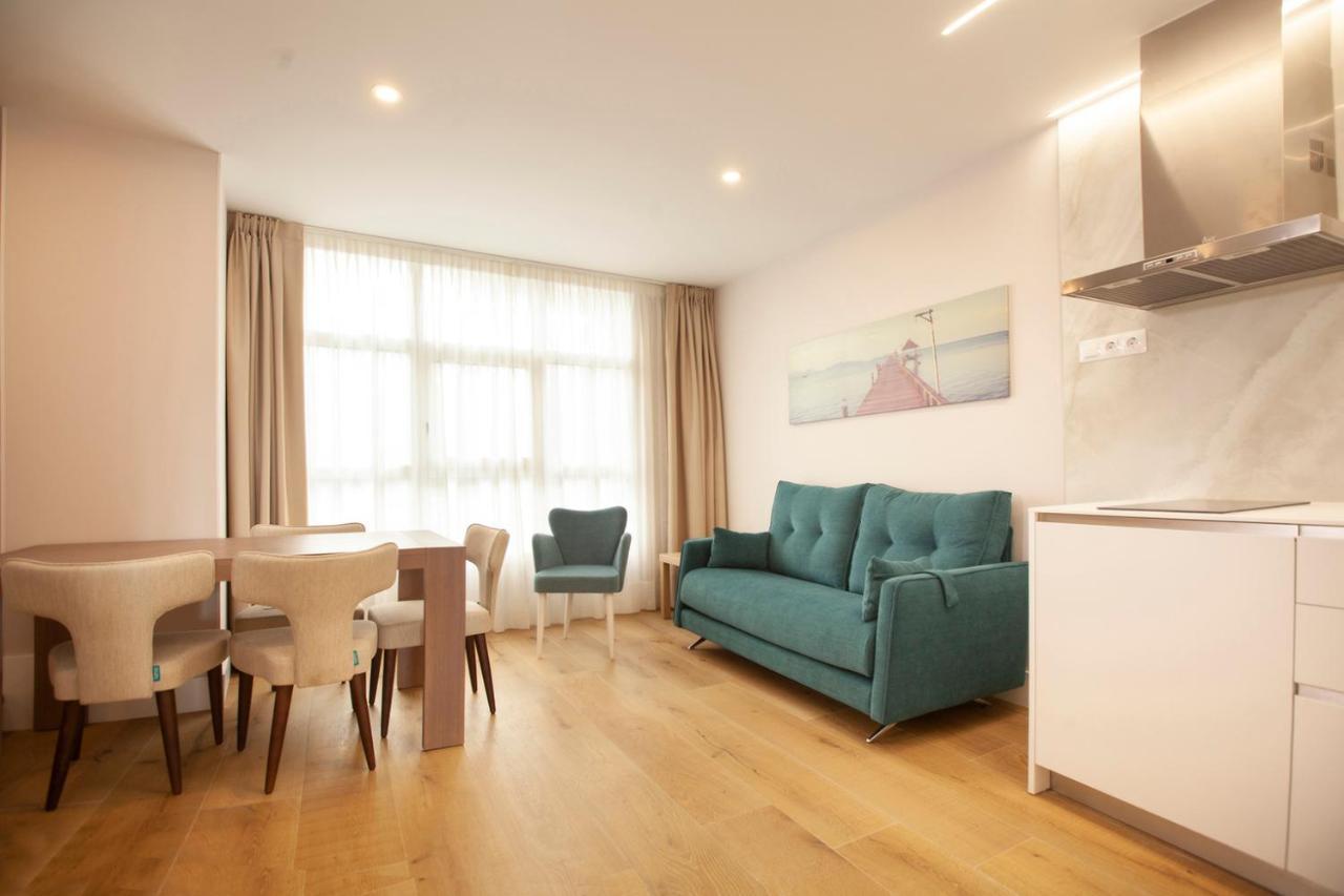 Apartamentos Reina Victoria Santander Exterior foto